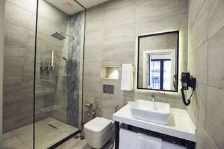 Отель Port Rivoli Baku Hotel Баку Семейный люкс-7